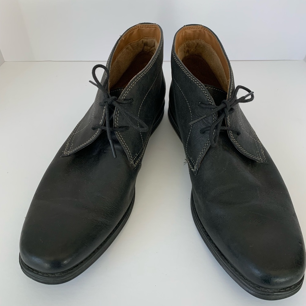 CLARKS Men’s Black Ankle Chukka Leather Boots Size 12